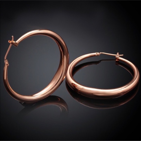NEW LUXURY 1.5” 18K Rose Gold Round Hoops - Picture 2 of 4